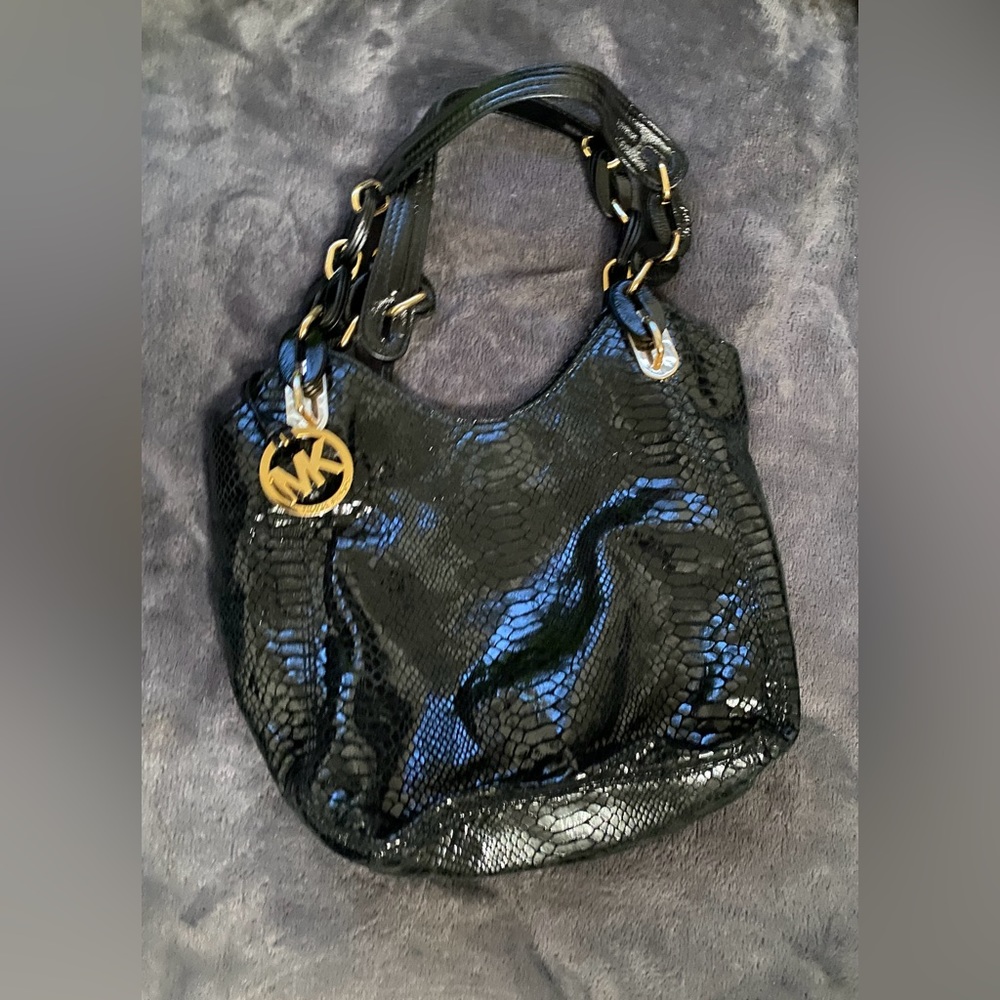 Michael Kors shoulder
